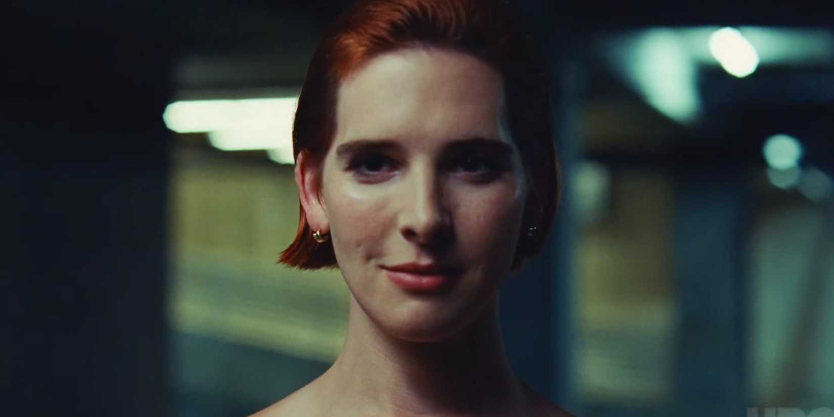 Talia (Hari Nef) smiling in The Idol