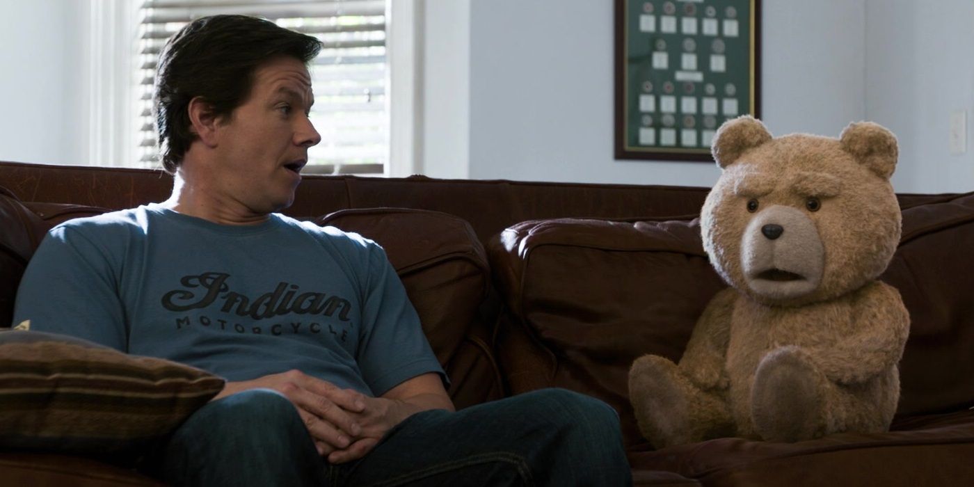 John and Ted on the couch in Ted 2