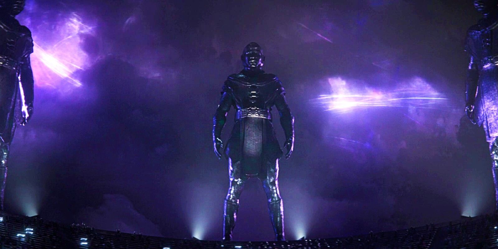 Ant-Man and the Kang statue in Quantumania