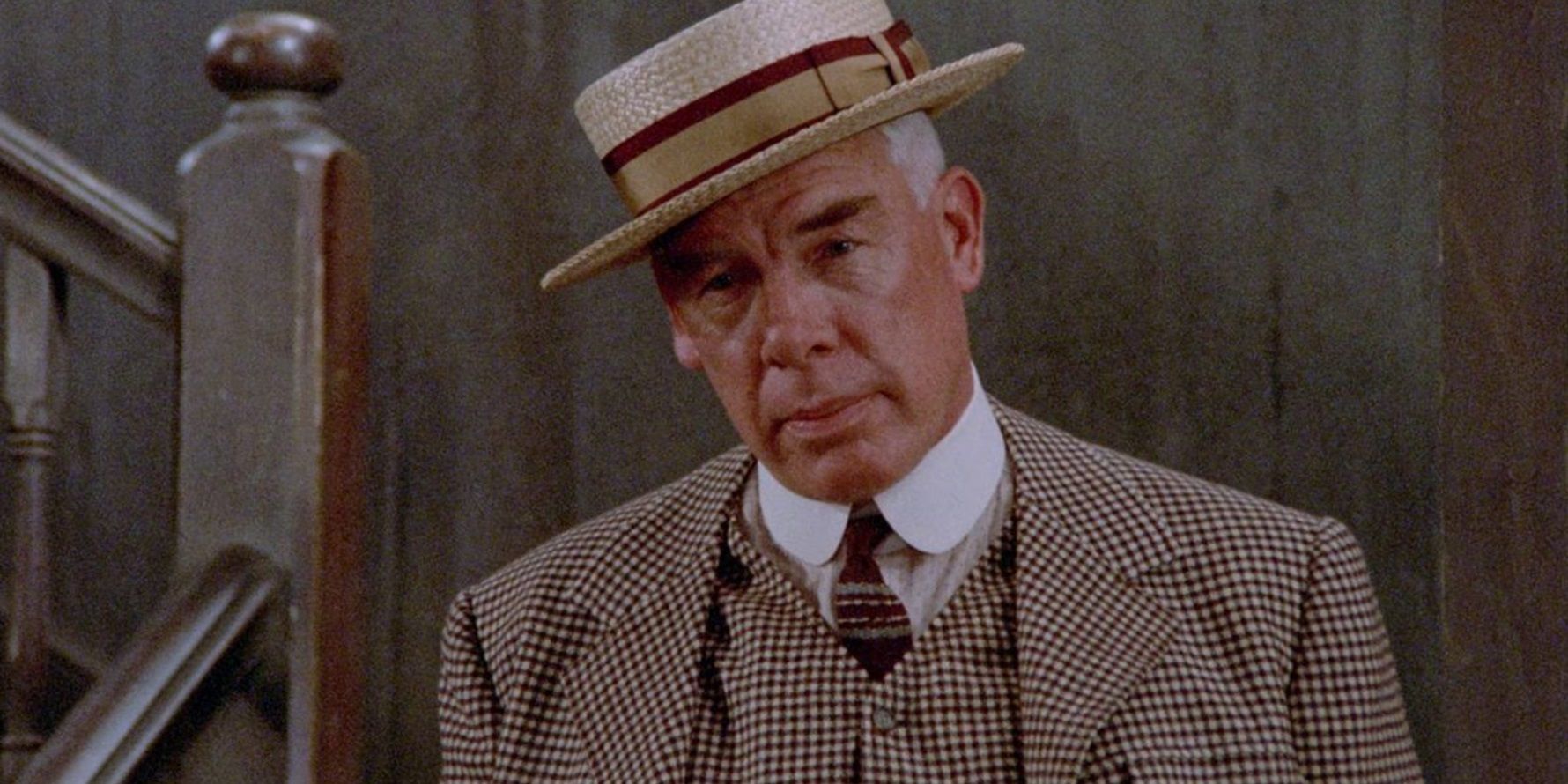 Lee Marvin with a hat in The Iceman Cometh