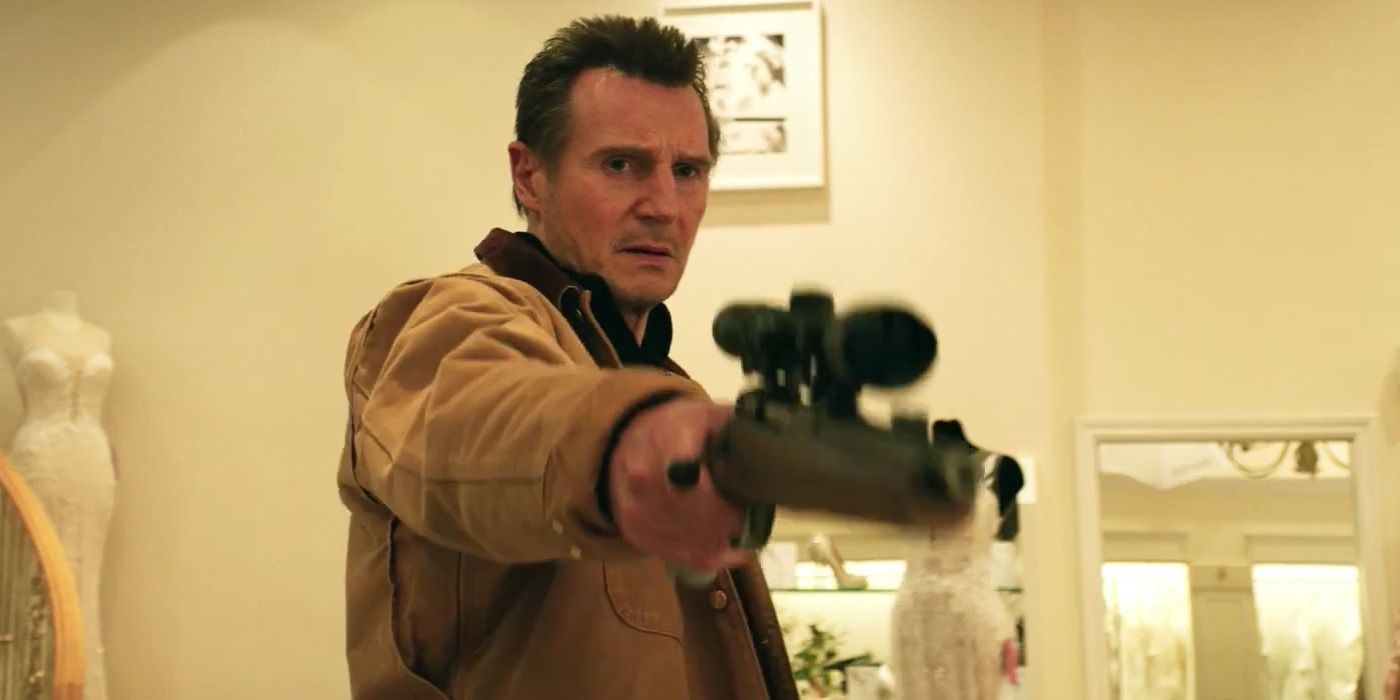 Liam Neeson with a rifle in Cold Pursuit