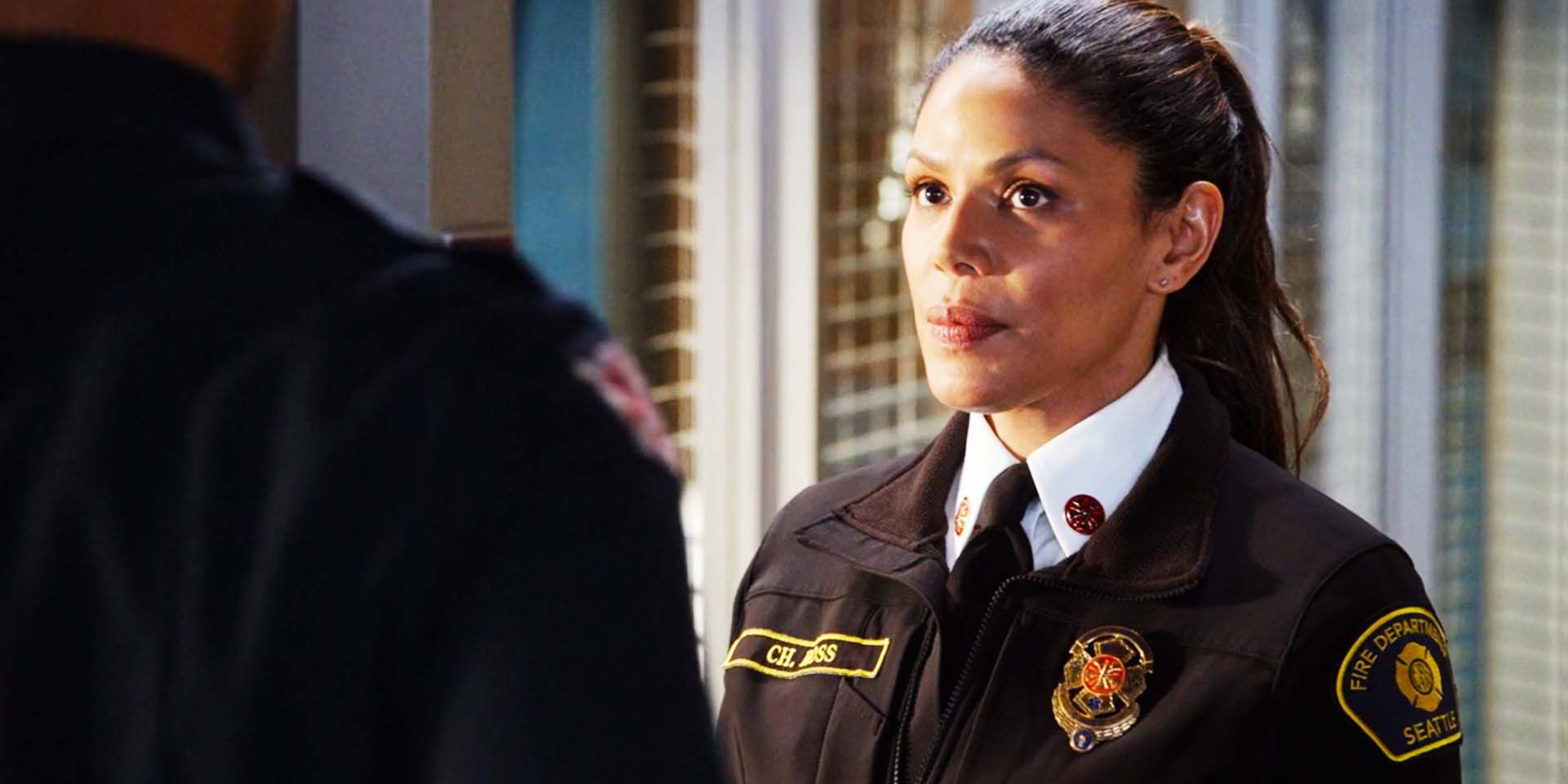 Merle Dandridge as Chief Natasha Ross in Station 19 season 6 episode 17