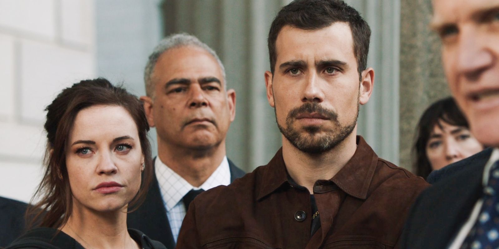 Muncy e Velasco em Lei e Ordem_ SVU-1