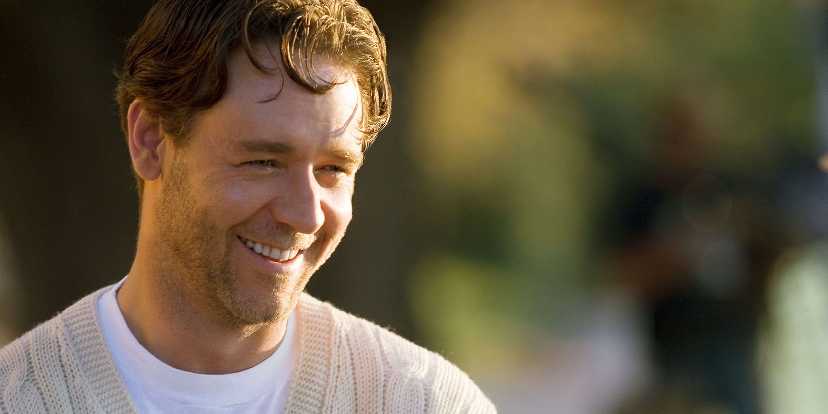 Russell Crowe smiling at a good year