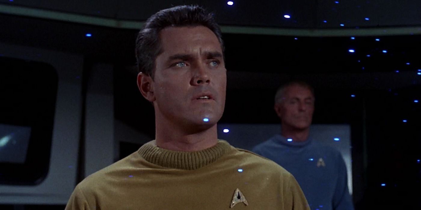 Star Trek Saved Strange New Worlds With 1 Important Captain Pike Change