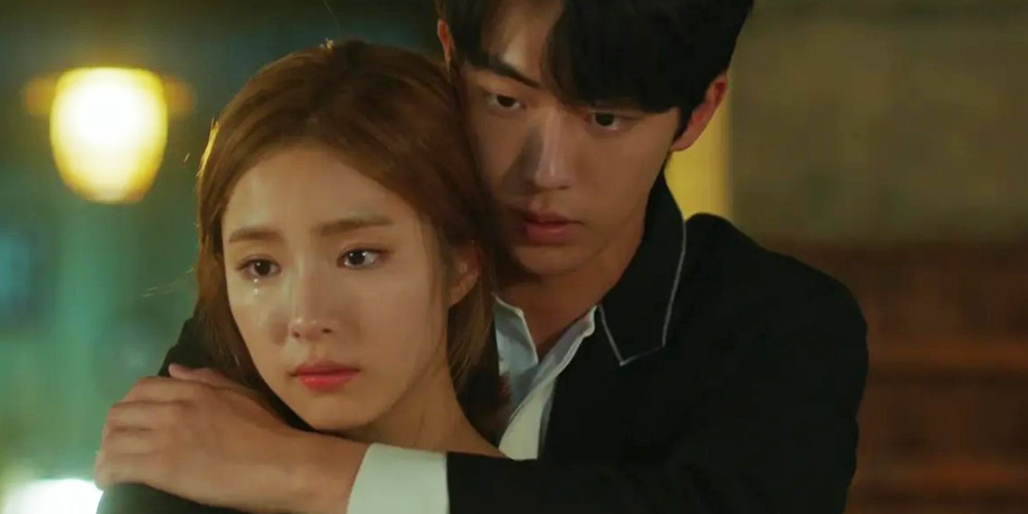 Nam Joo‑hyuk as Ha‑baek and Shin Se‑kyung as Yoon So‑ah in The Bride Of Habeak