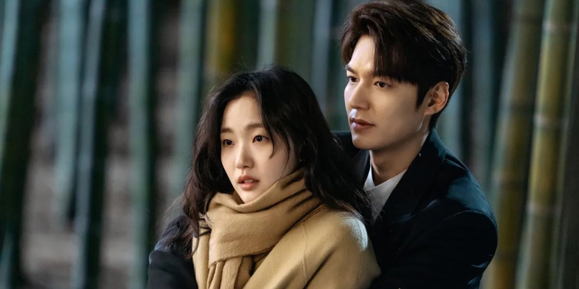 Lee Min-ho as Lee Gon and Kim Go-eun as Jeong Tae-eul in The King Eternal Monarch