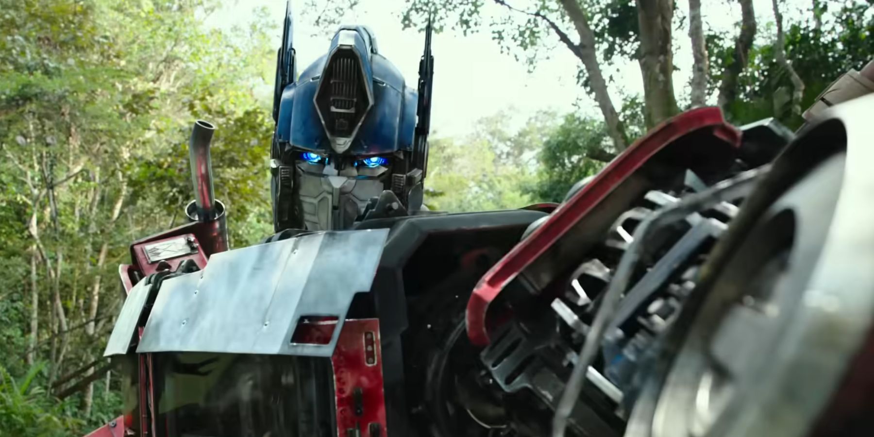 How Optimus Prime Changes In Transformers: Rise Of The Beasts Teased By Director