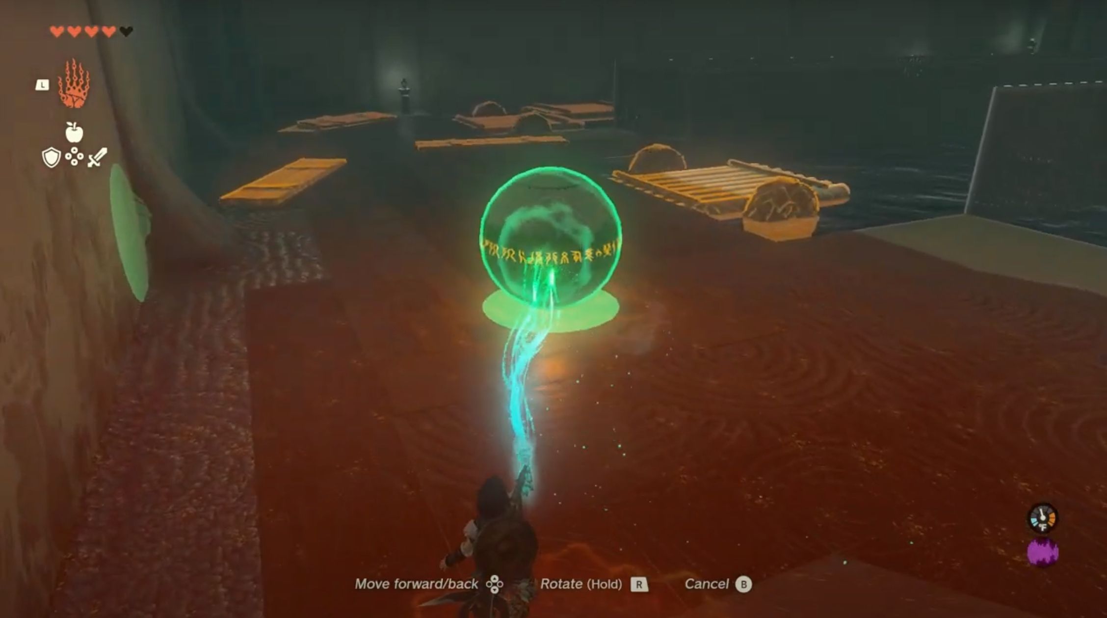 Link moves a ball with Ultrahand in a shrine.