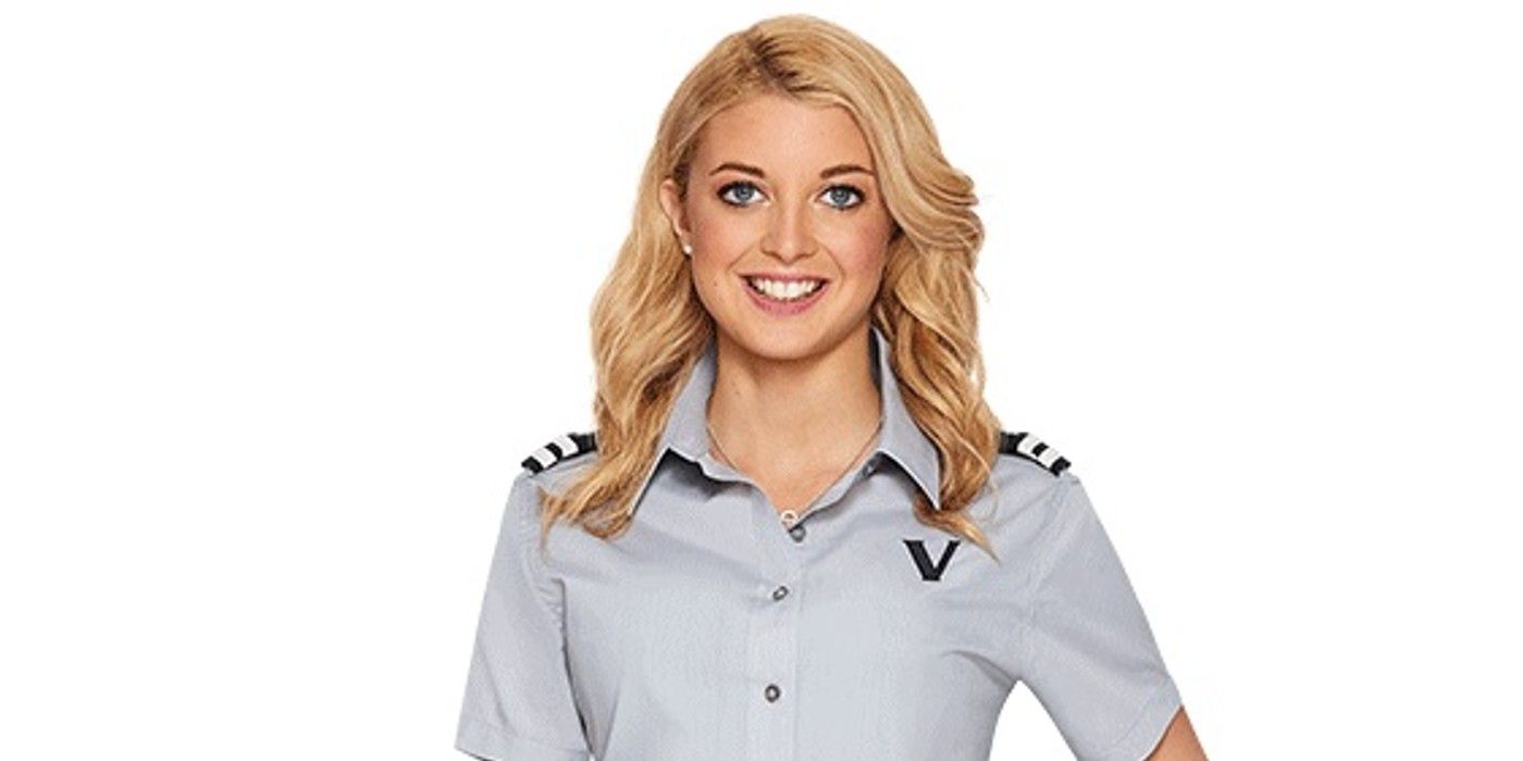 Emily Warburton-Adams da foto promocional da 4ª temporada do Below Deck