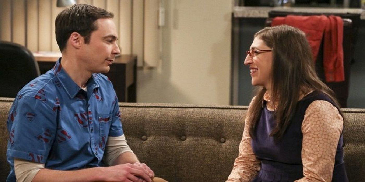 Sheldon and Amy talking in The Big Bang Theory.