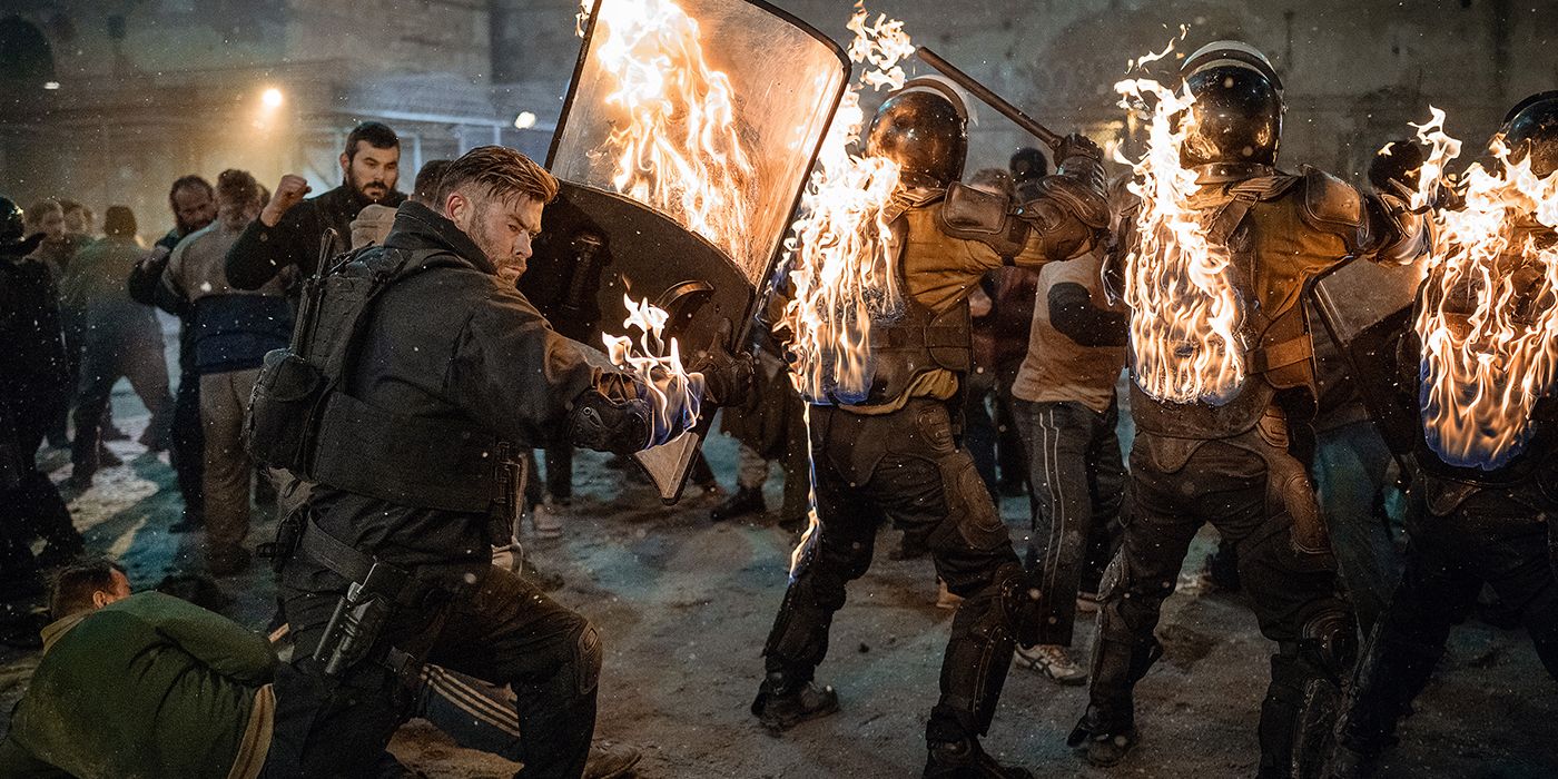 Chris Hemsworth in Extraction 2