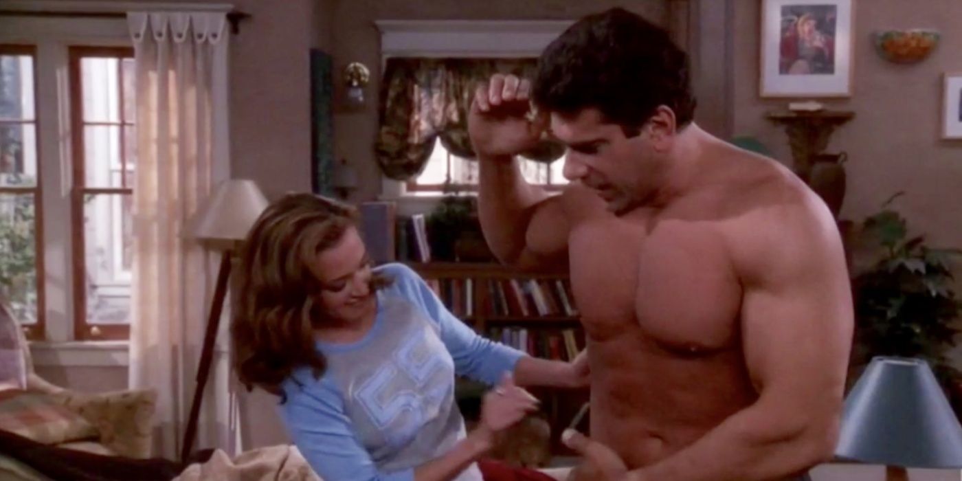 Carrie feels Lou's abs in The King of Queens