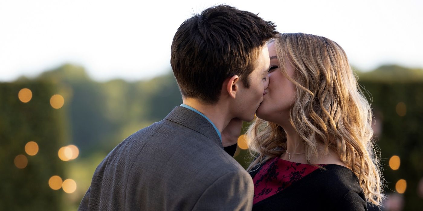 Luke and Megan kiss in Cruel Summer season 2.