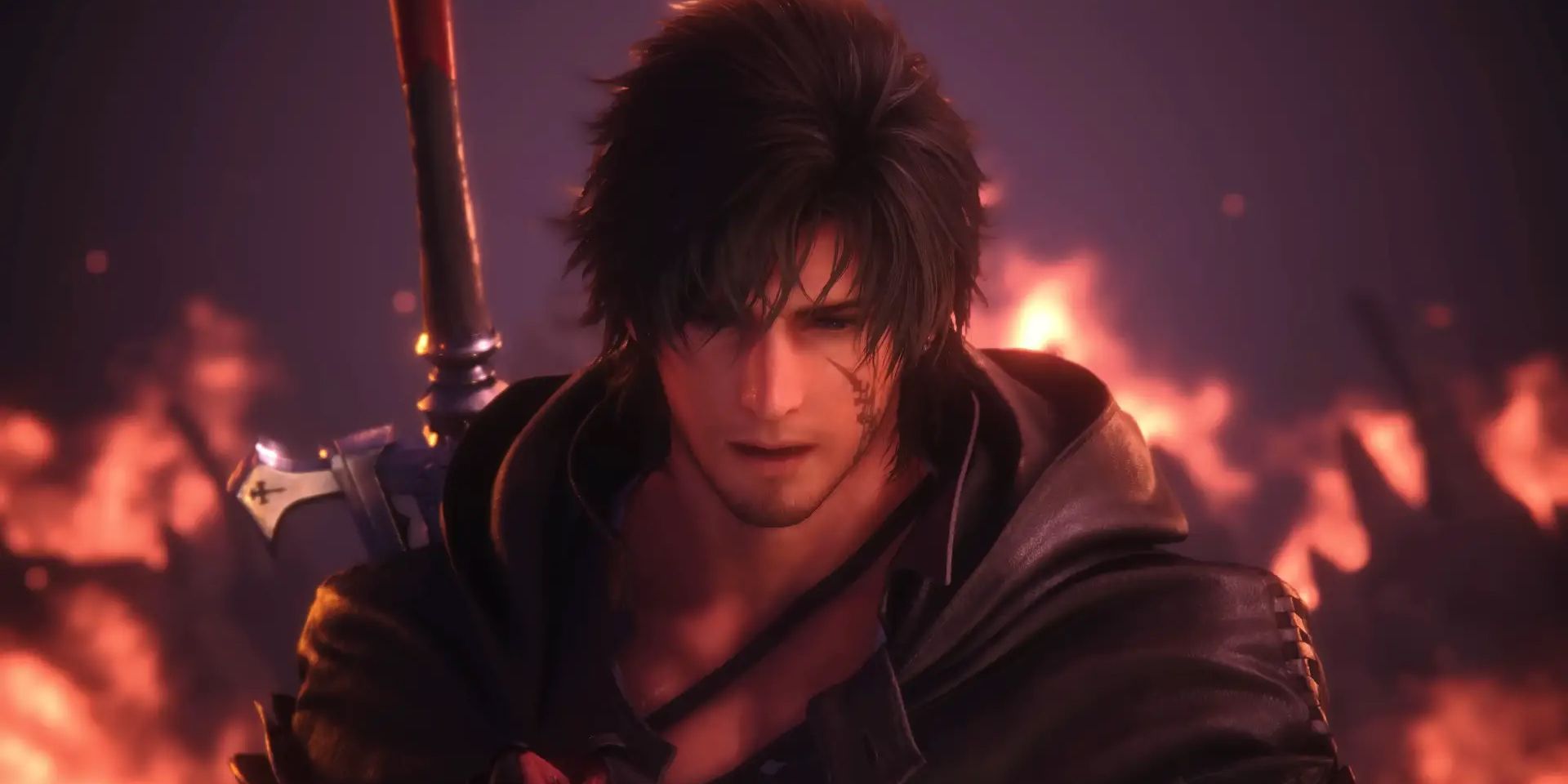 Una captura de pantalla de Final Fantasy 16, que muestra a Clive Rosfield con cicatrices de batalla y aspecto angustiado alejándose de un incendio.  El fondo está oscurecido por la oscuridad y el humo.