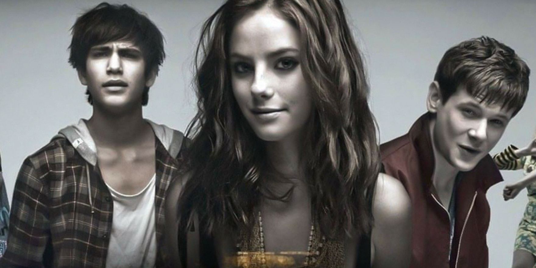 Freddie, Effy, and Cook in a promotional image for Skins season 3
