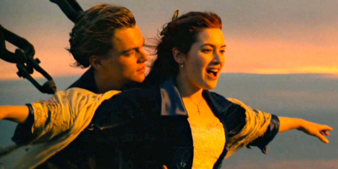 Jack and Rose embracing on the Titanic