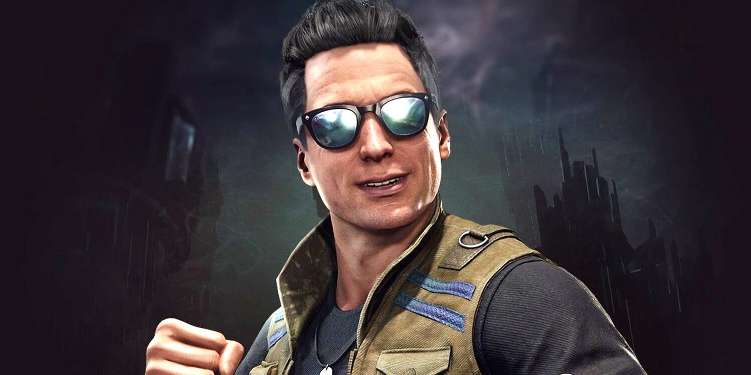 Johnny Cage smiling with his arms fist in Mortal Kombat-1