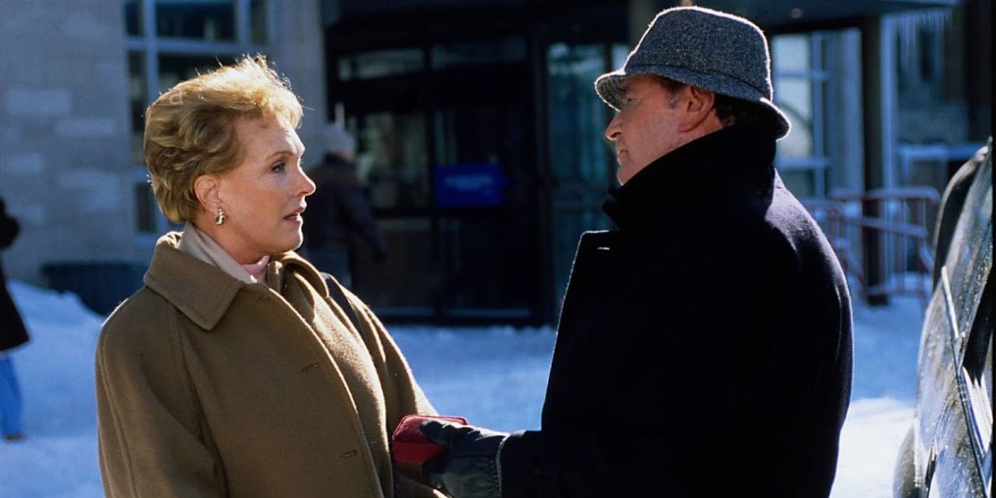 Julie Andrews and James Garner talking to each other in One Special Night.