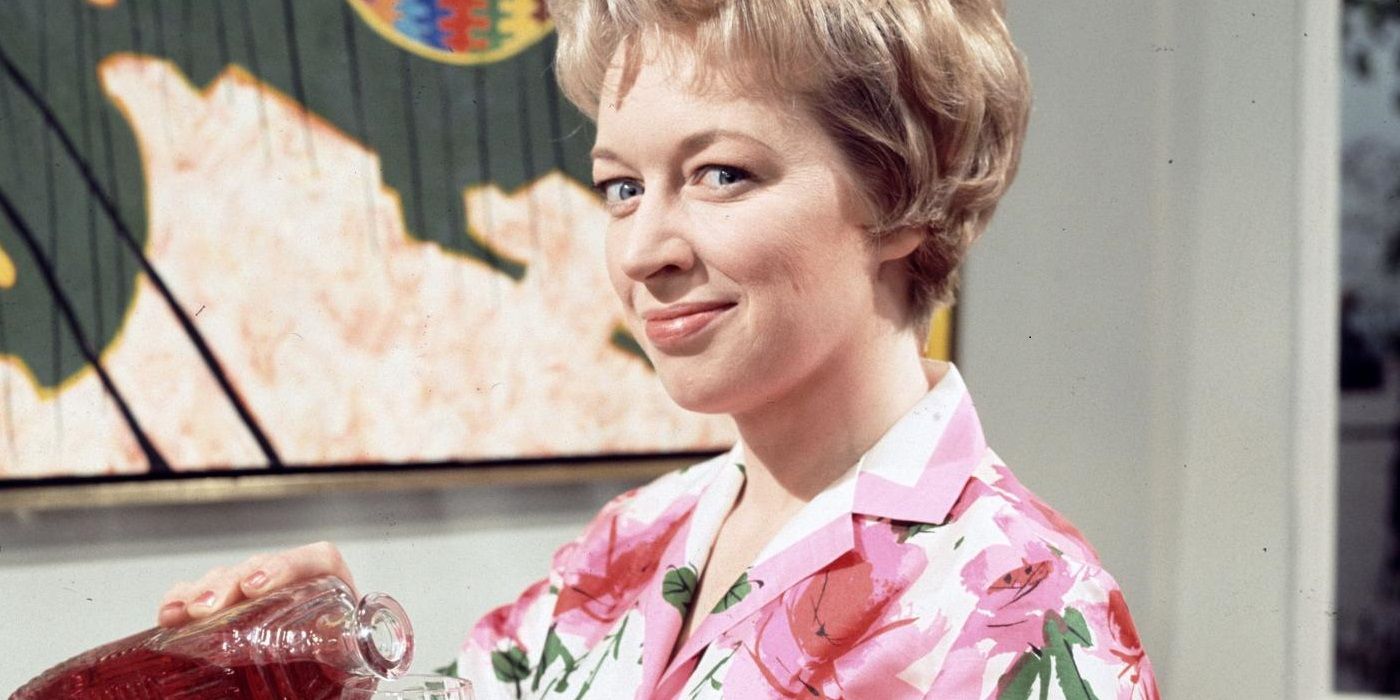 June Whitfield as Miss Marple.