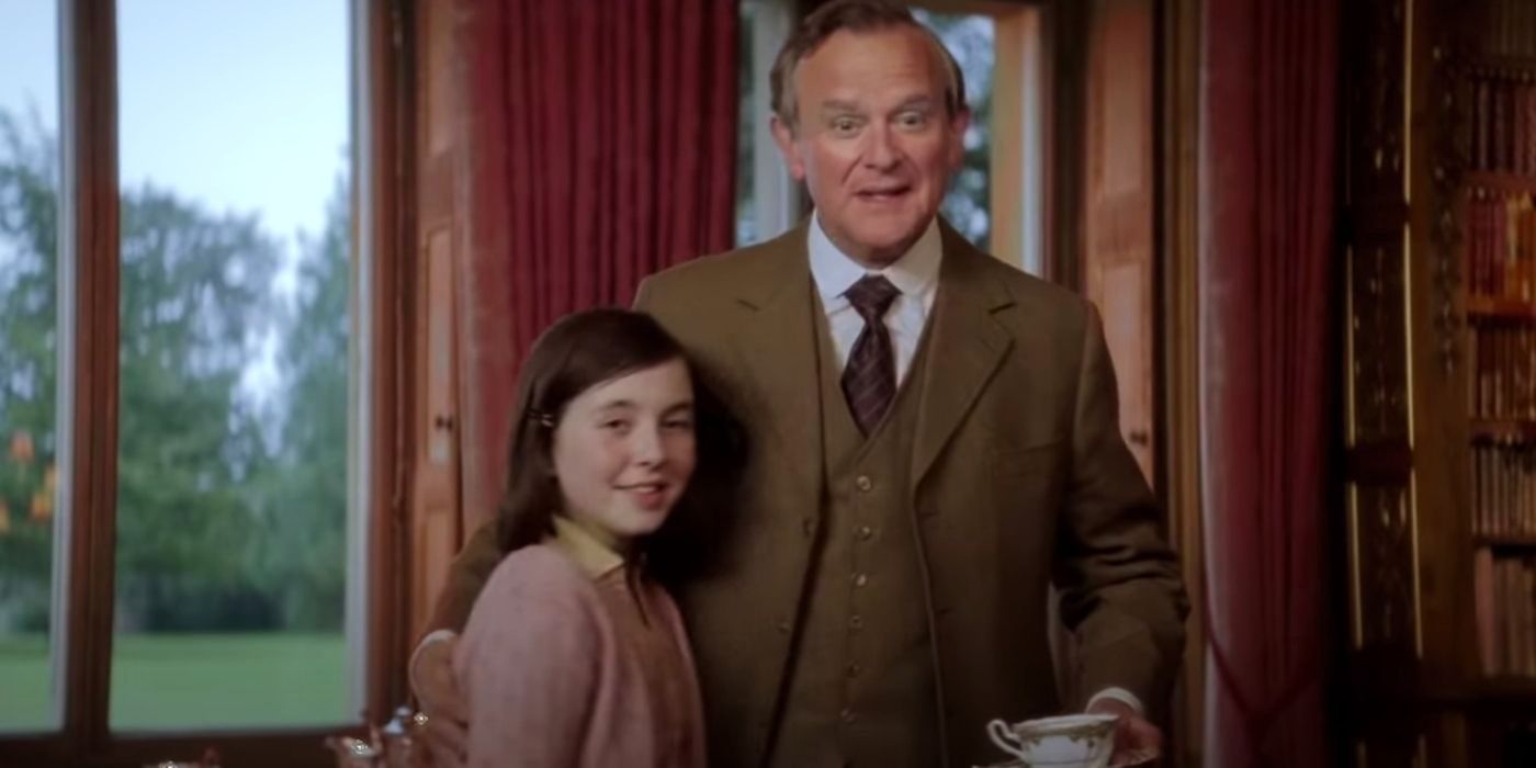 Lord Grantham con Sybbie en la Nueva Era