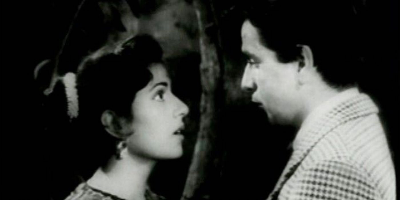 Madhubala and Dilip Kumar in black and white in Sangdil in 1952