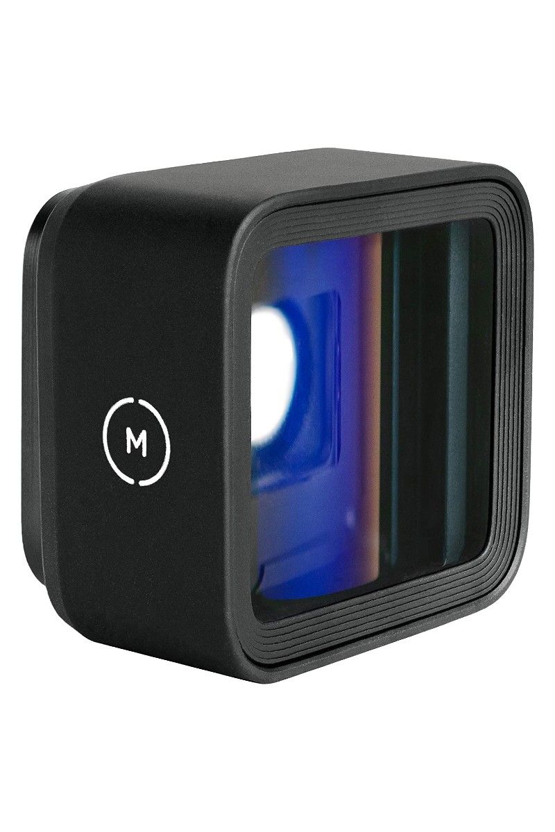 Moment Blue Flare Anamorphic Lens