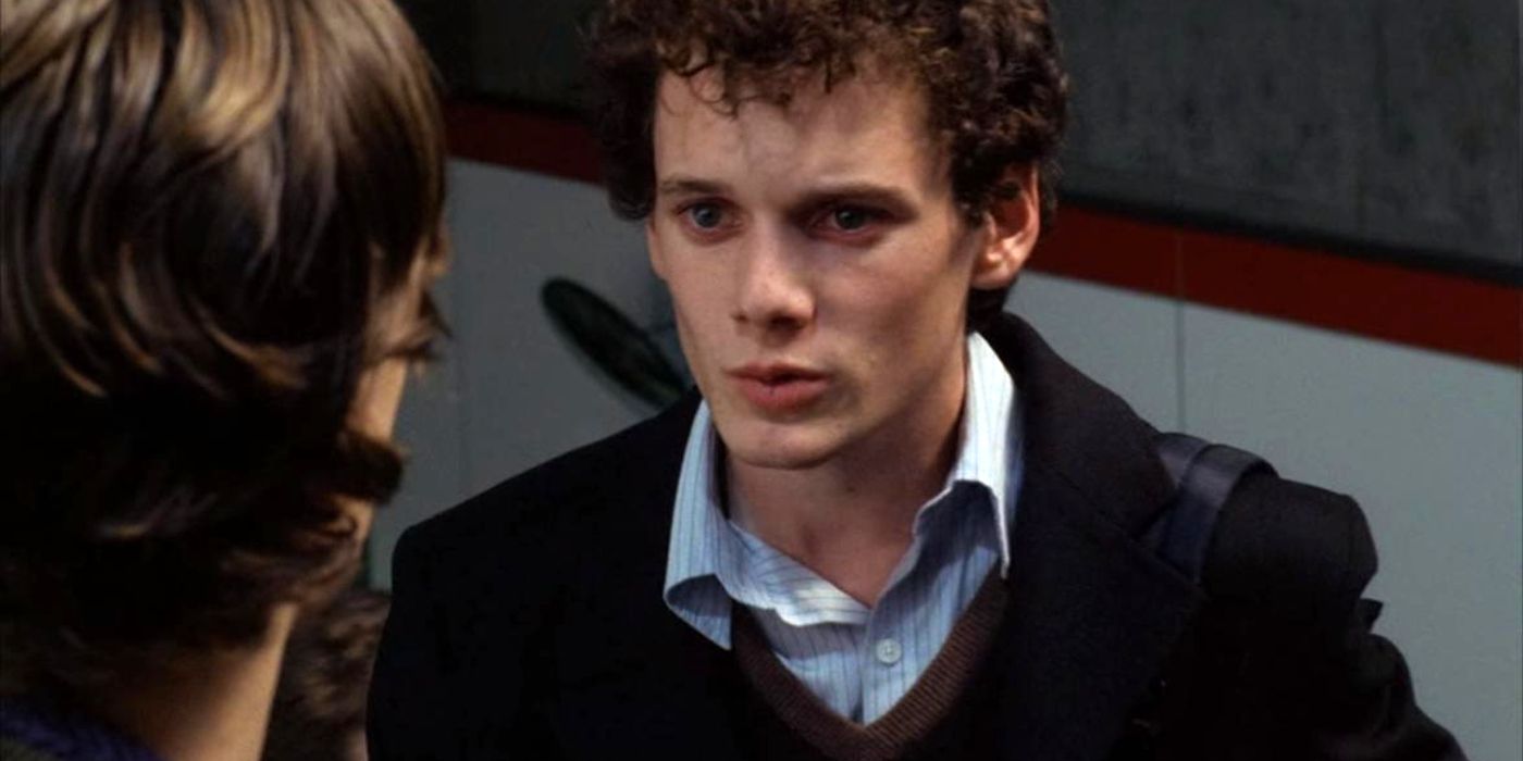 Nathan Harris talks to Reid in Criminal Minds.