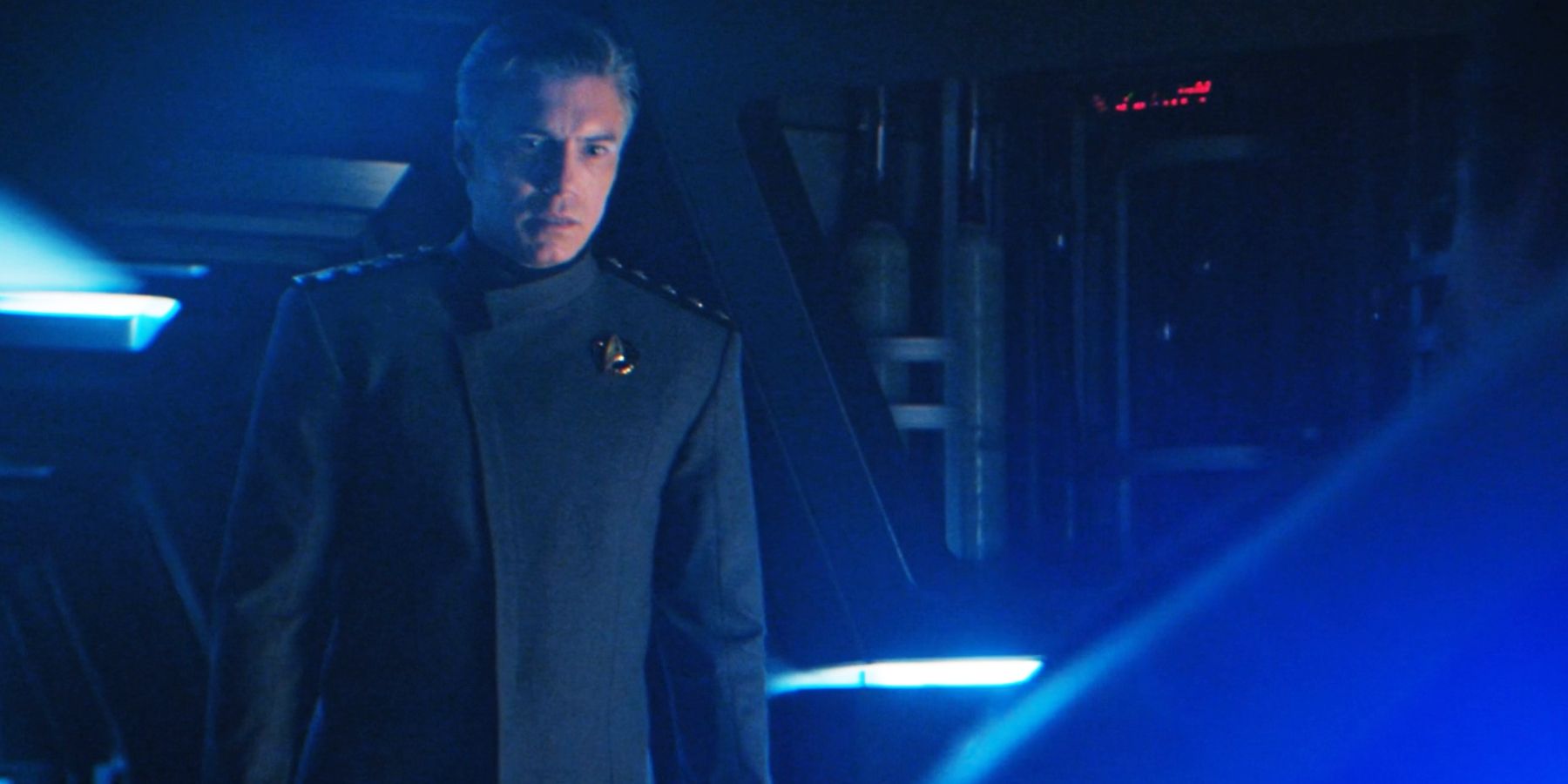 Pike in his Fleet Captain uniform in Star Trek: Discovery season 2
