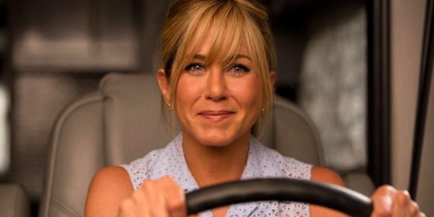 Rose smiling sadly while driving in We're the Millers
