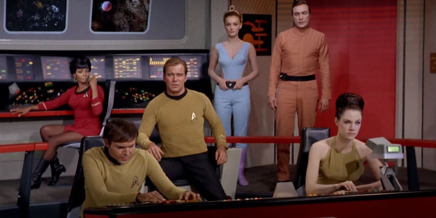 All 10 Star Trek: TOS Episodes Written By D.C. Fontana, Ranked Worst To Best