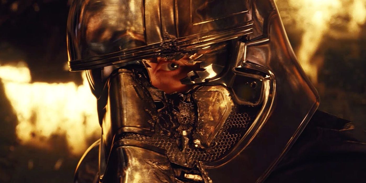Captain Phasma looking through a fracture in her helmet in The Last Jedi