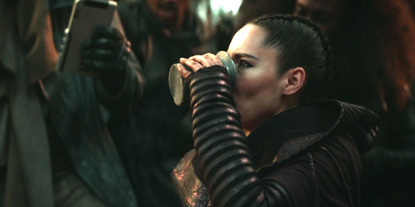 Mind-Bending Clue in Strange New Worlds Season 2 Premiere Sparks Major Star Trek Khan Theory