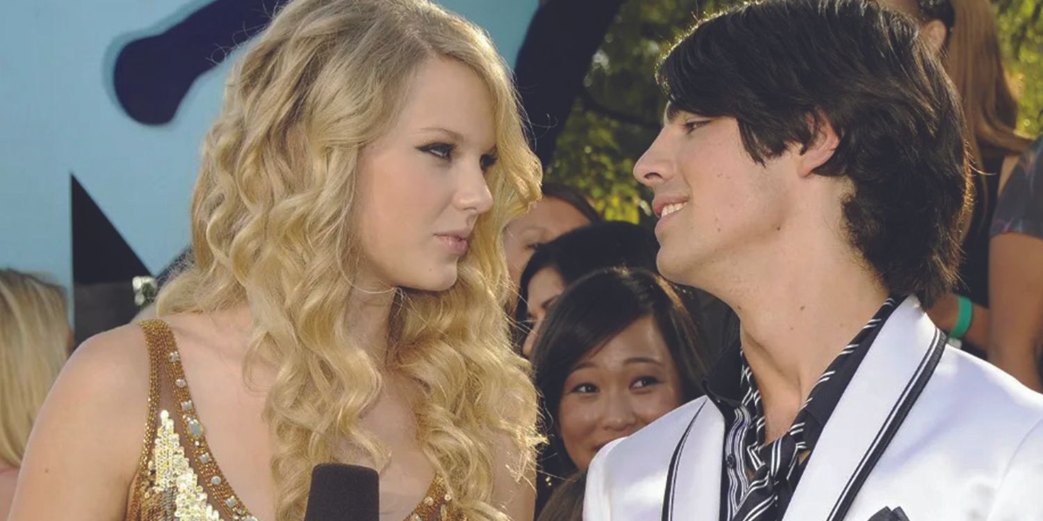 Taylor Swift and Joe Jonas looking each other in the eyes