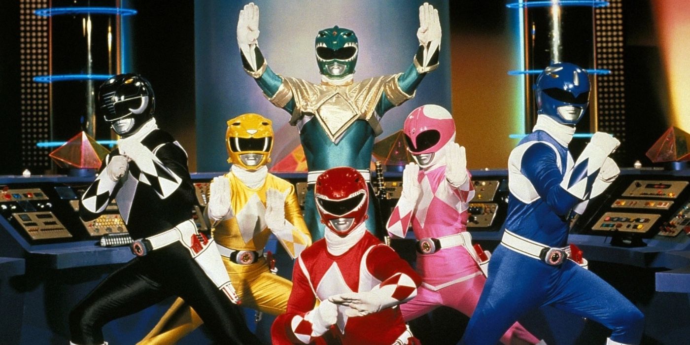 the cast of Mighty Morphin Power Rangers