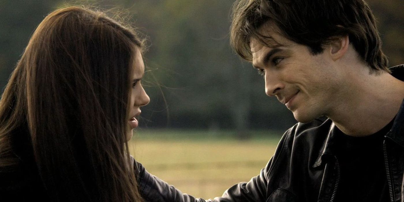 Damon (Ian Somerhalder) and Elena (Nina Dobrev) from the Vampire Diaries talking outside