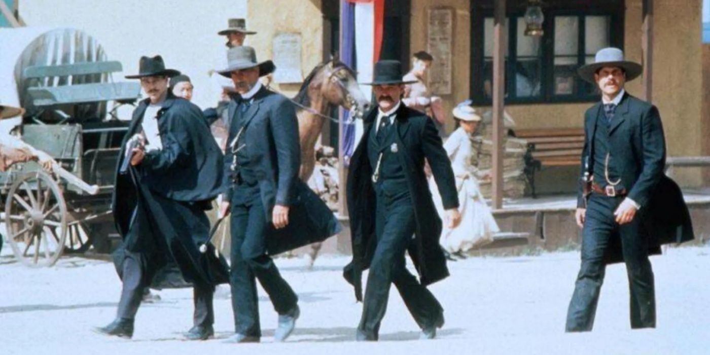 Os irmãos Wyatt e Doc Holliday caminhando para o OK Corral em Tombstone