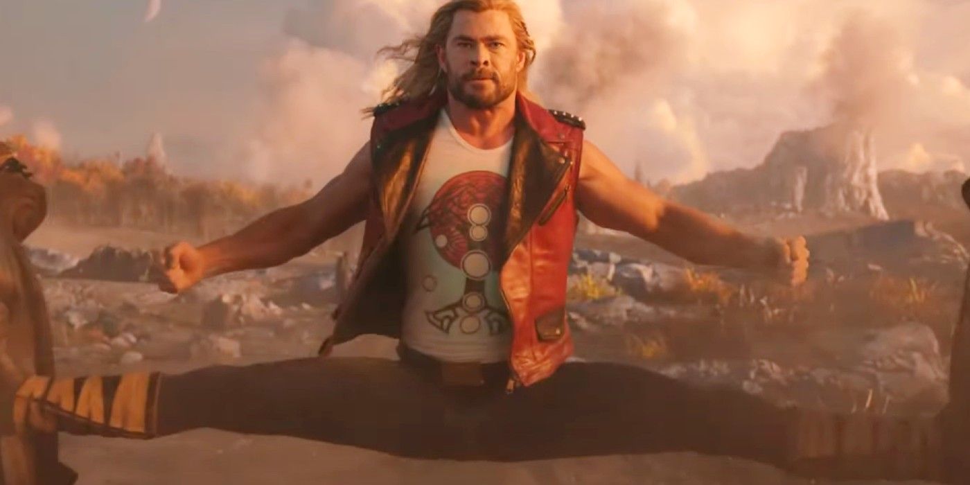 Thor doing the splits in Love and Thunder