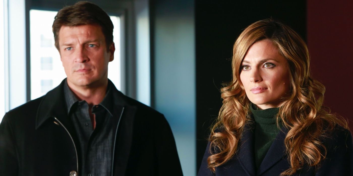 two characters smiling on Castle