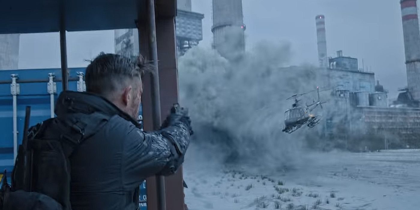 Tyler shooting at a helicopter from a train in Extraction 2