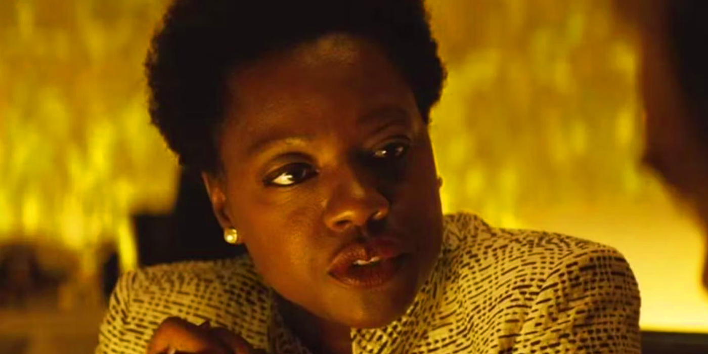 viola davis as amanda waller in the dceu