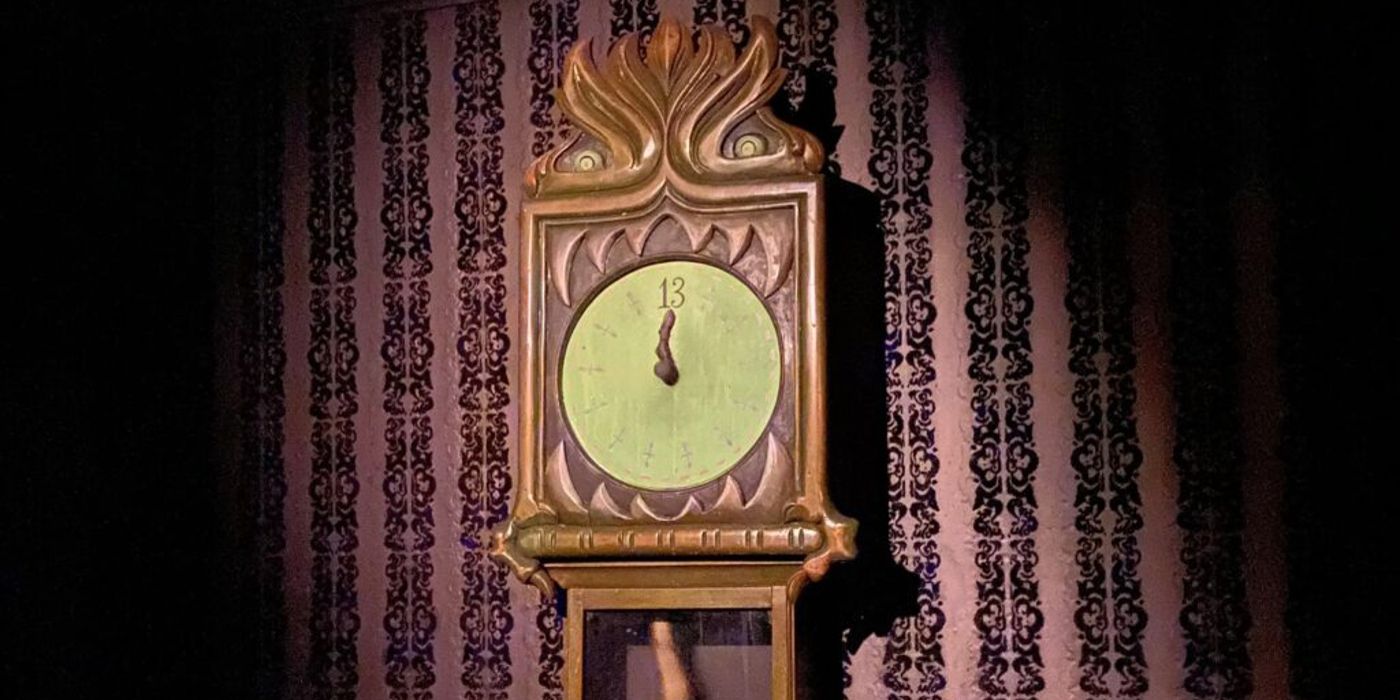 Disney Haunted Mansion 13” Grandfather light up musical Clock deals