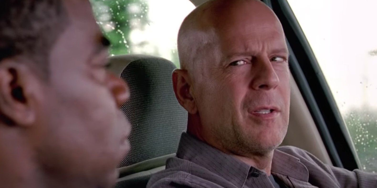 Bruce Willis talks to Tracy Morgan in Cop Out