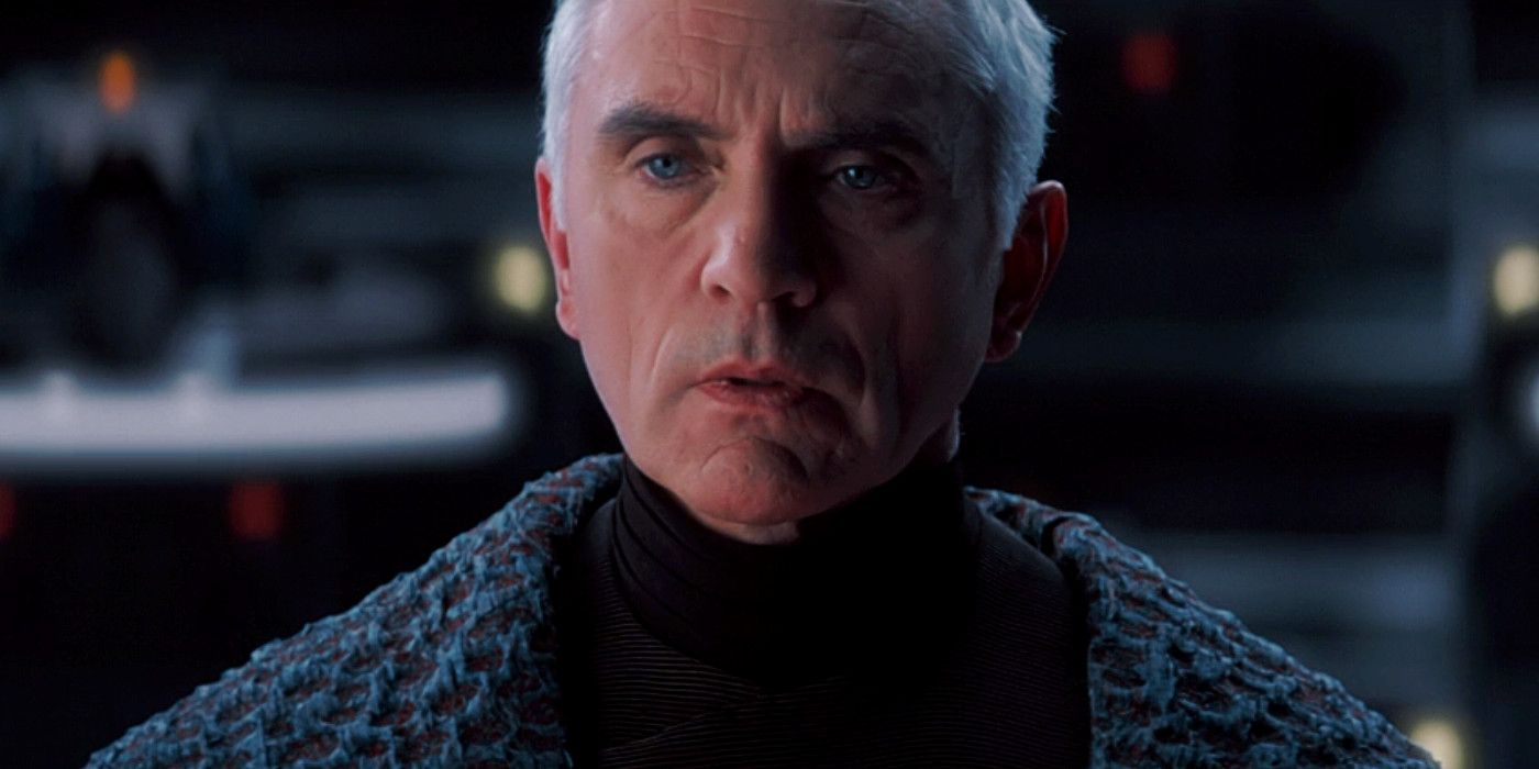 Chancellor Valorum looking defeated in Star Wars: Episode I - The Phantom Menace.