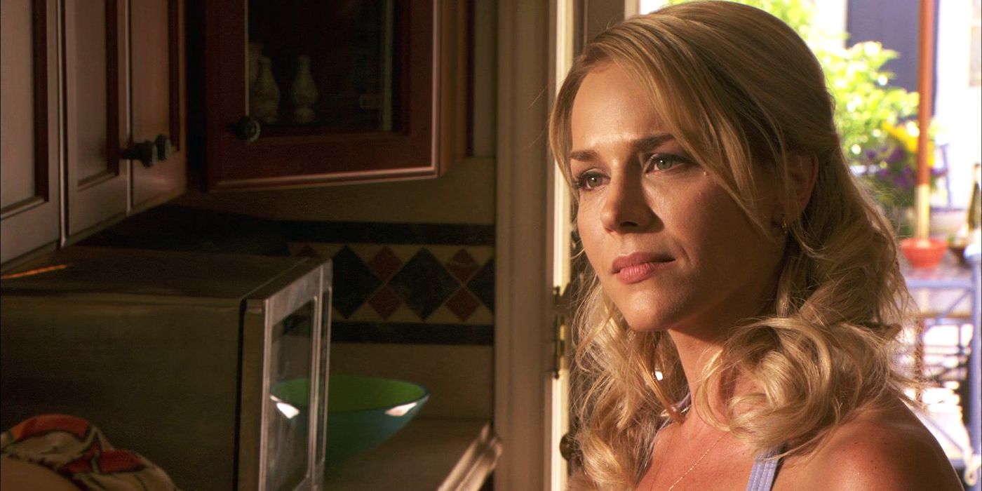 Julie Benz as Rita Bennett in her kitchen in Dexter