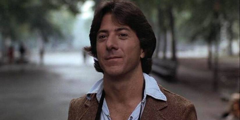 Ted (Dustin Hoffman) smiling in Kramer vs Kramer.