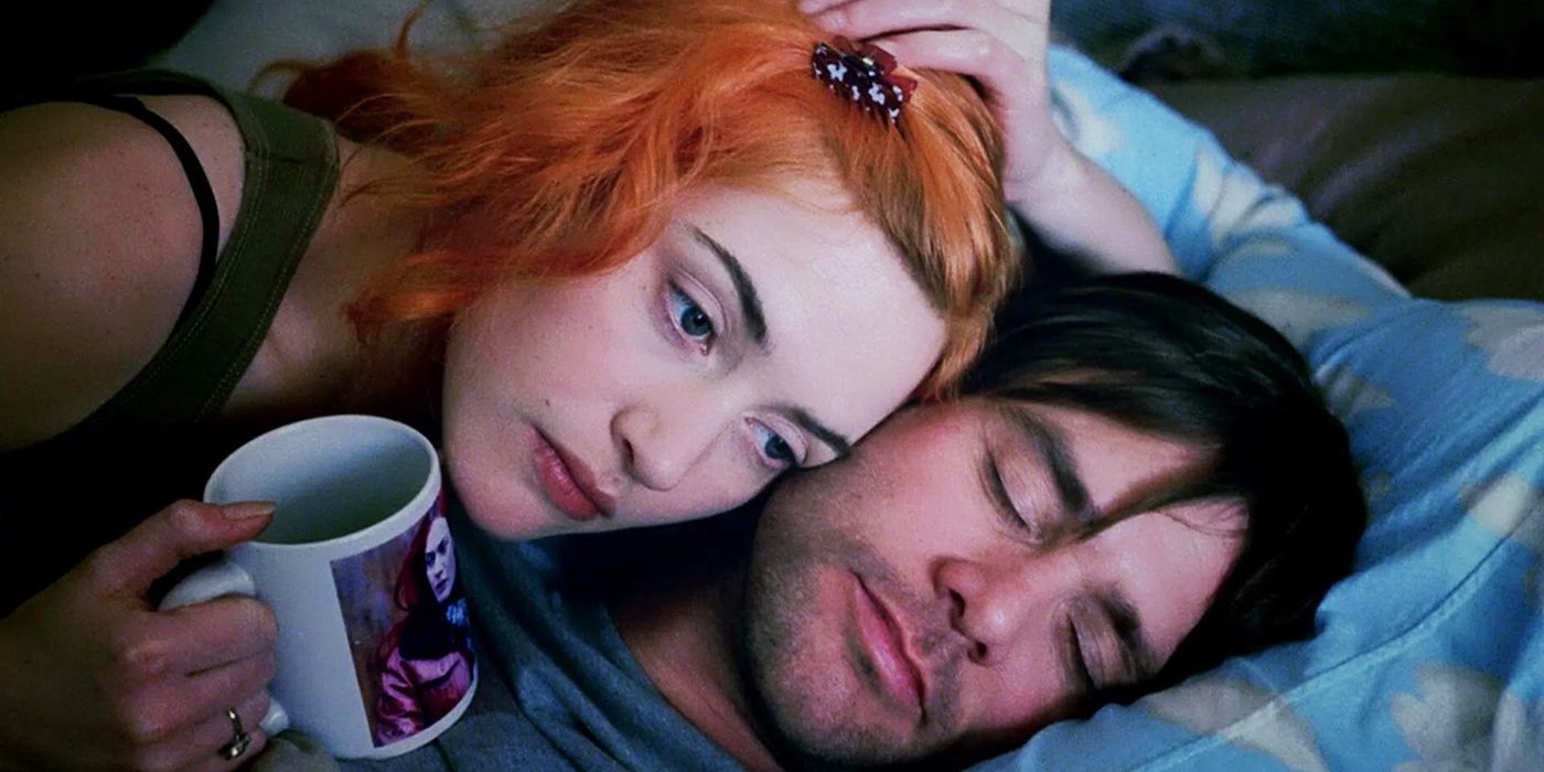 Clementine and Joel look on in Eternal Sunshine of the Spotless Mind