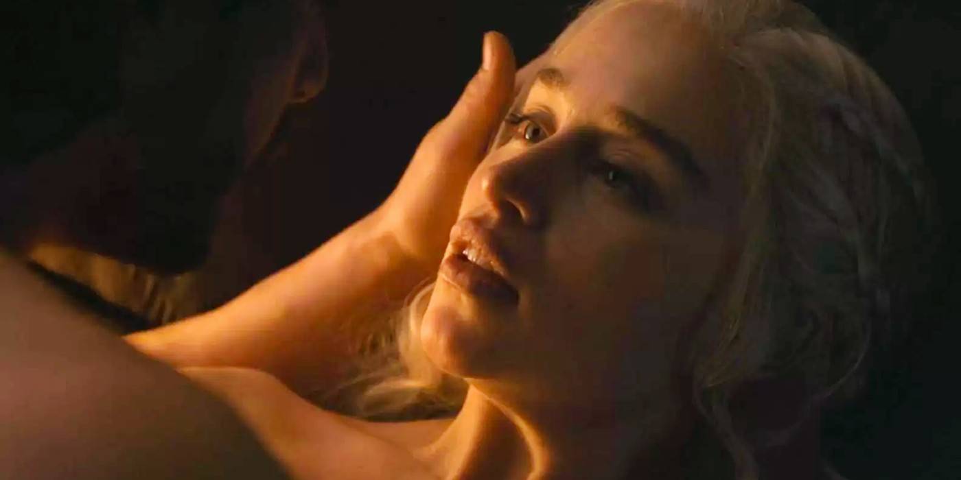 Emilia clarke jon sex scene