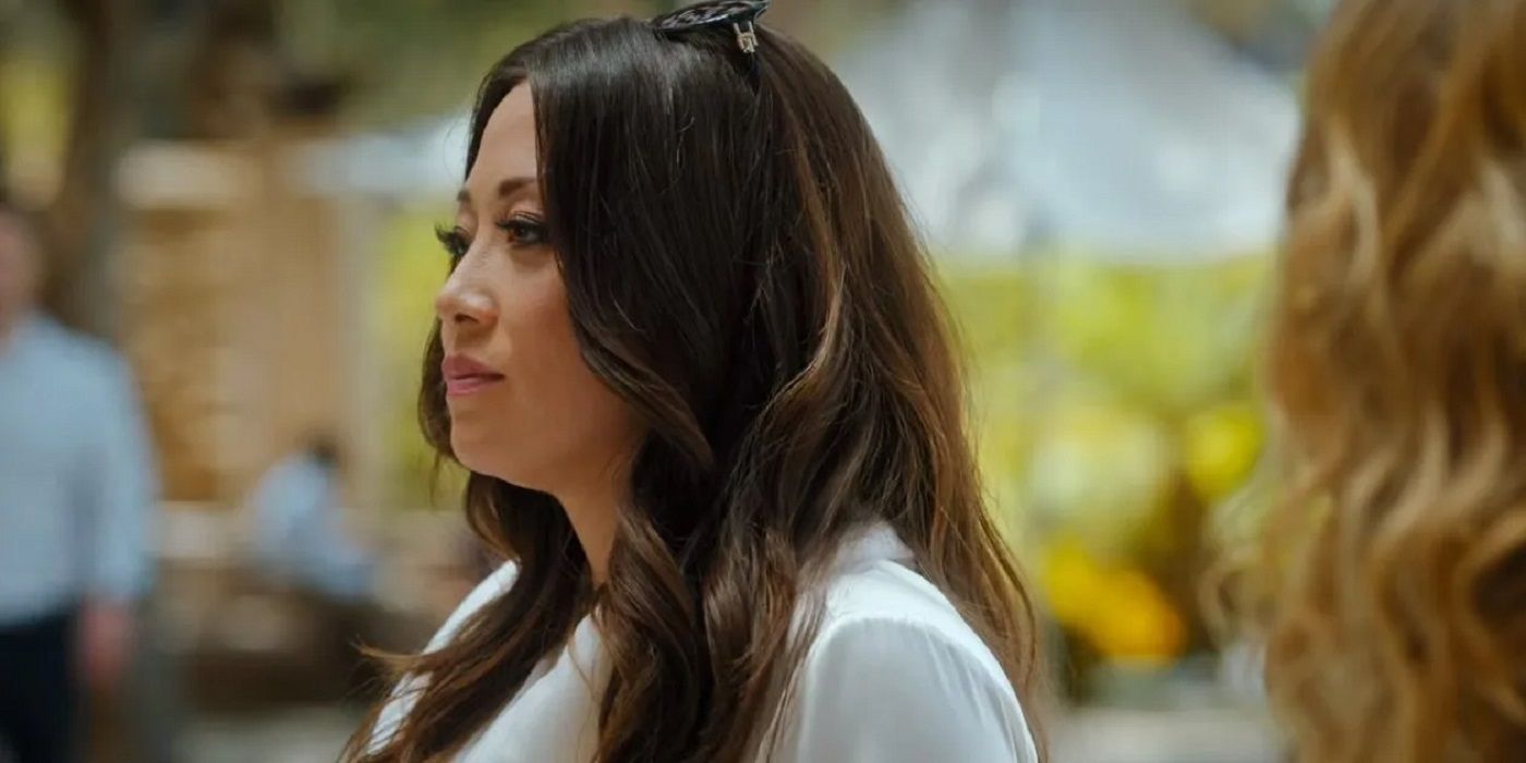 Gloria Dayton looking away in The Lincoln Lawyer