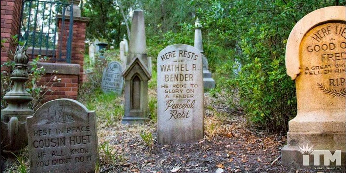 Haunted-Mansion-tombstones-family-plot